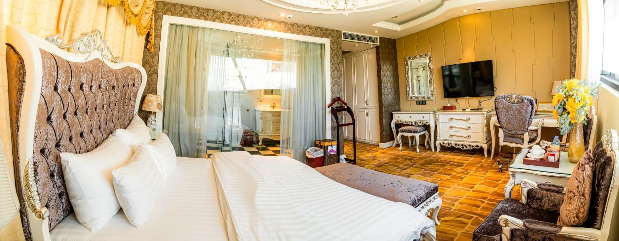 Hoang Trieu Hotel Ho Chi Minh City Exterior photo